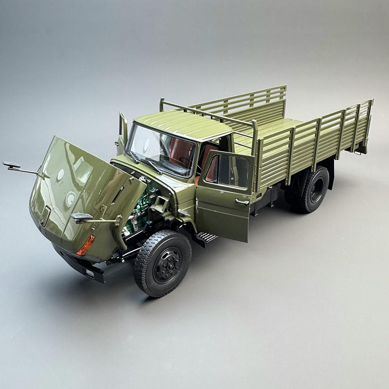 Century Dragon 1:24 Jiefang CA141 Diecast Truck Model