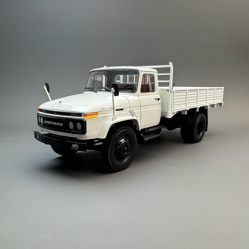Century Dragon 1:24 Jiefang CA141 Diecast Truck Model