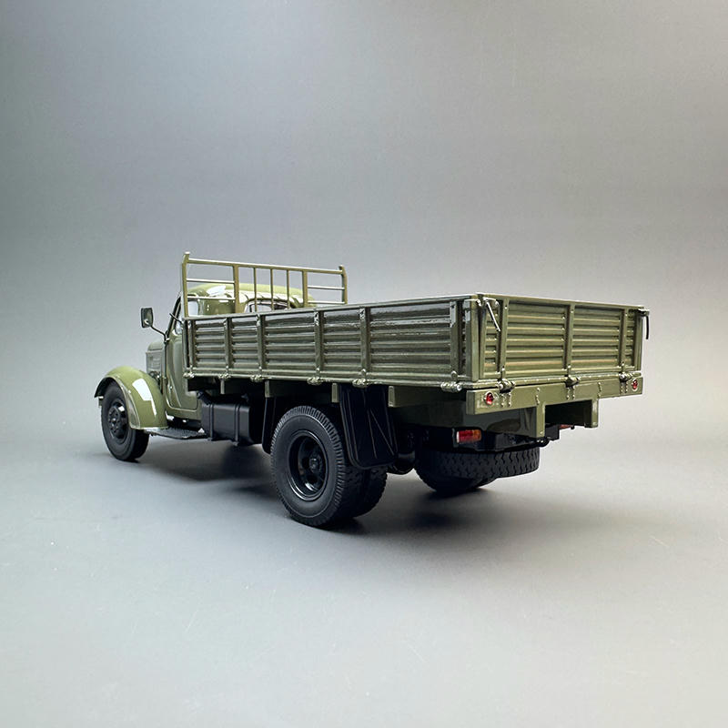Century Dragon 1:24 Jiefang CA15 Diecast Truck Model