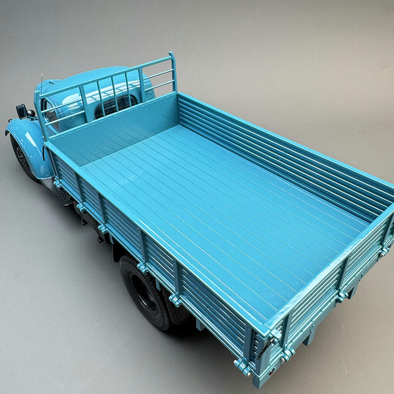 Century Dragon 1:24 Jiefang CA15 Diecast Truck Model
