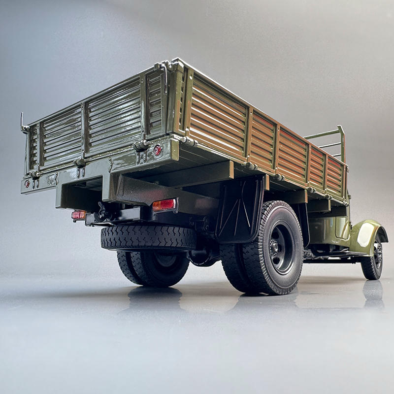 Century Dragon 1:24 Jiefang CA15 Diecast Truck Model