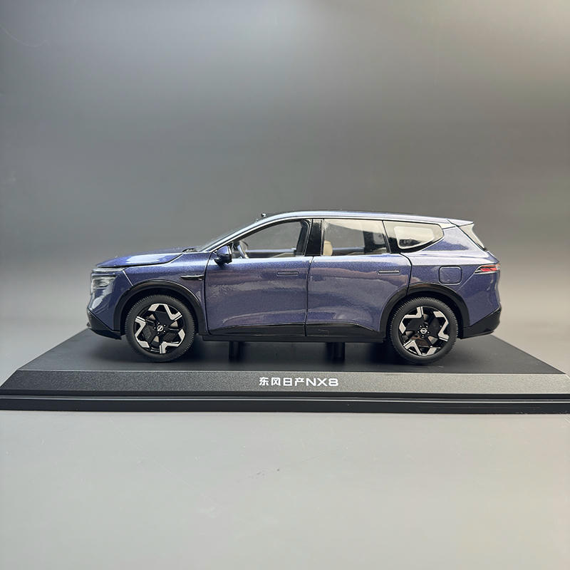 1:18 Nissan NX8 Diecast Model