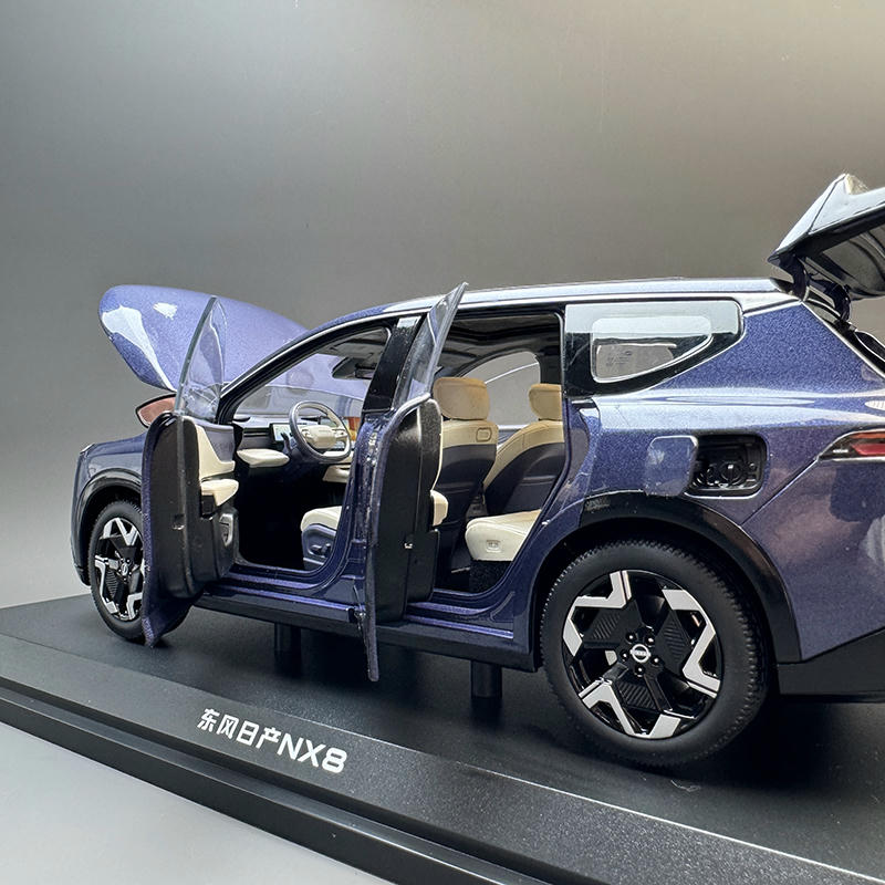1:18 Nissan NX8 Diecast Model