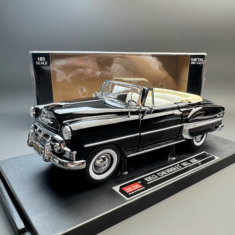 Sun Star 1:18 1953 Chevrolet Bel Air Diecast Model