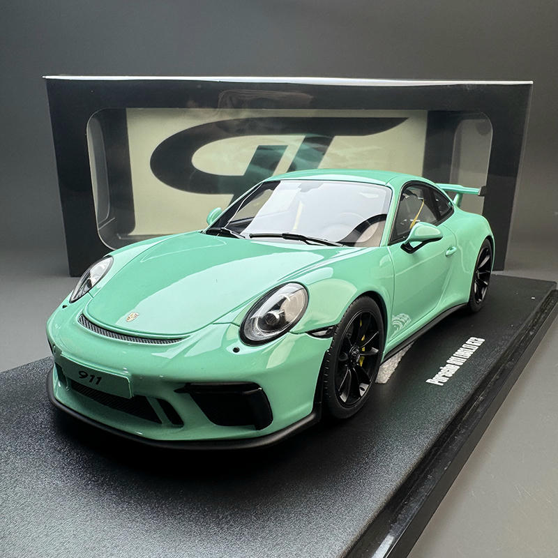GT Spirit 1:18 Porsche 911 (991.2) GT3 Resin Model – GT550