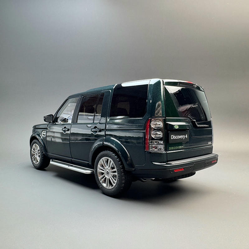 WHELART 1:18 Land Rover Discovery 4 Diecast Model — Green