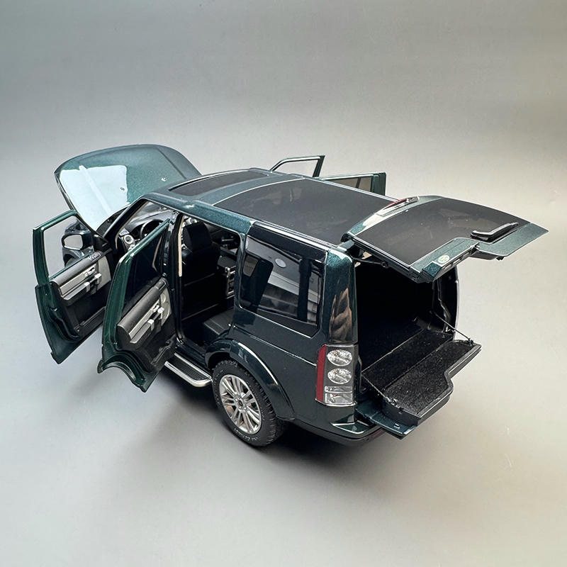 WHELART 1:18 Land Rover Discovery 4 Diecast Model — Green