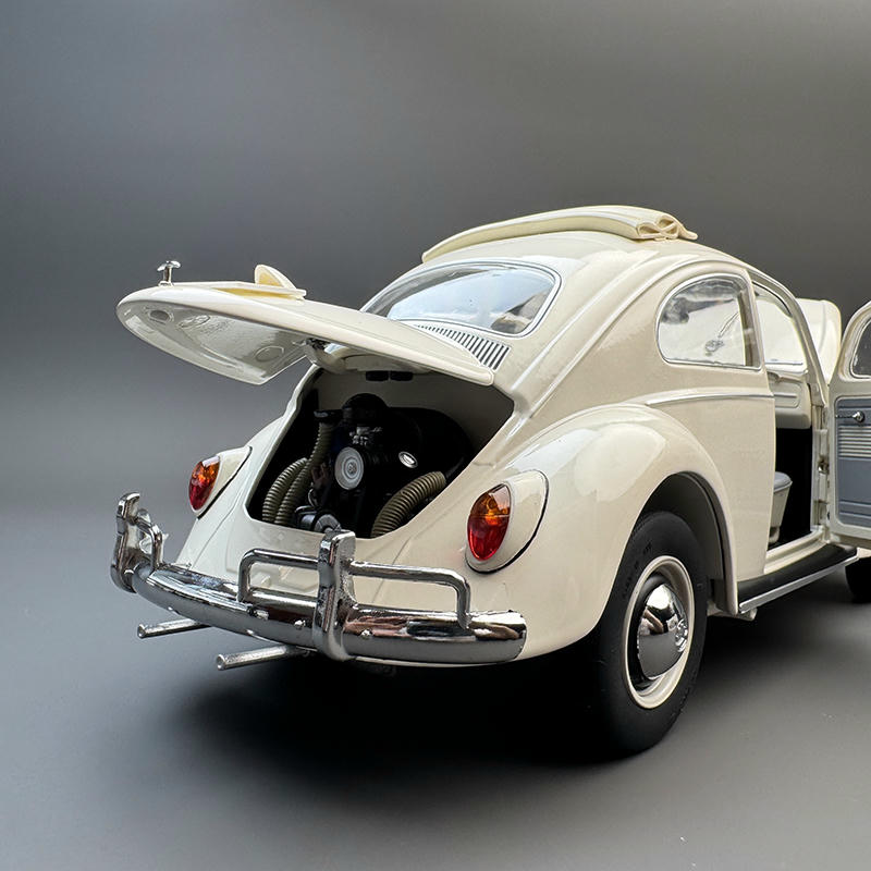 Schuco 1:18 1963 Volkswagen Beetle Diecast Model