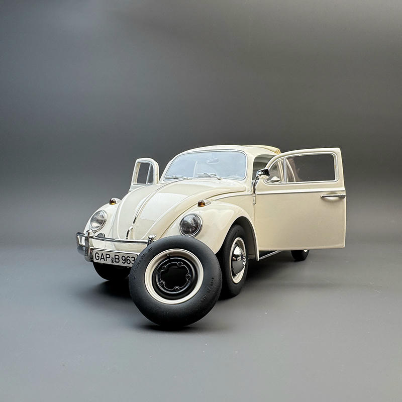 Schuco 1:18 1963 Volkswagen Beetle Diecast Model