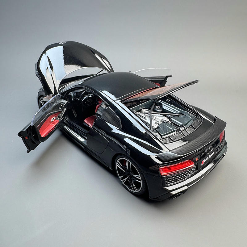Kengfai 1:18 Audi R8 Diecast Model — Black
