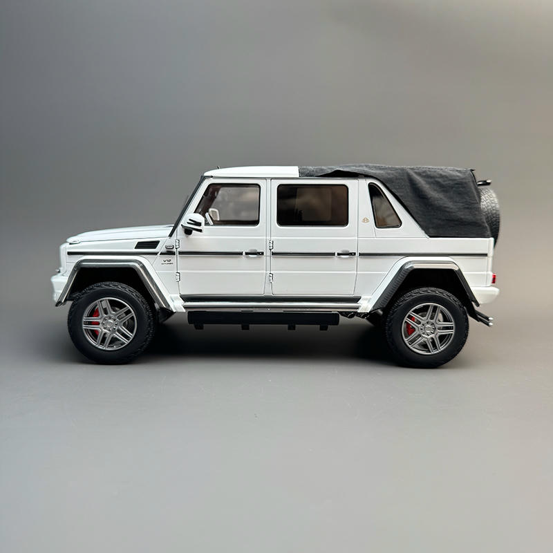 Almost Real 1:18 Mercedes-Maybach G650 Landaulet 2017 Diecast Model