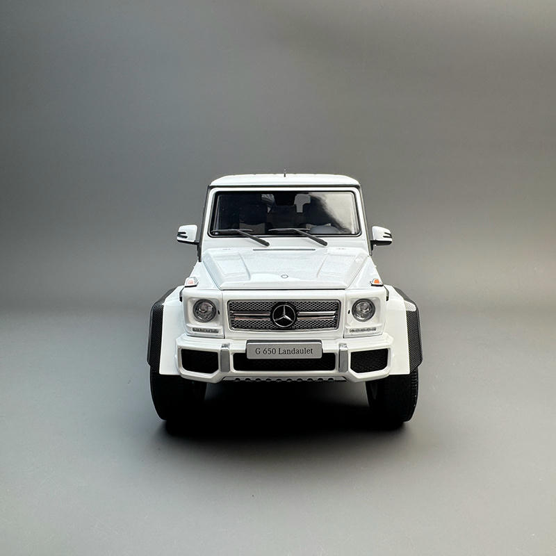 Almost Real 1:18 Mercedes-Maybach G650 Landaulet 2017 Diecast Model