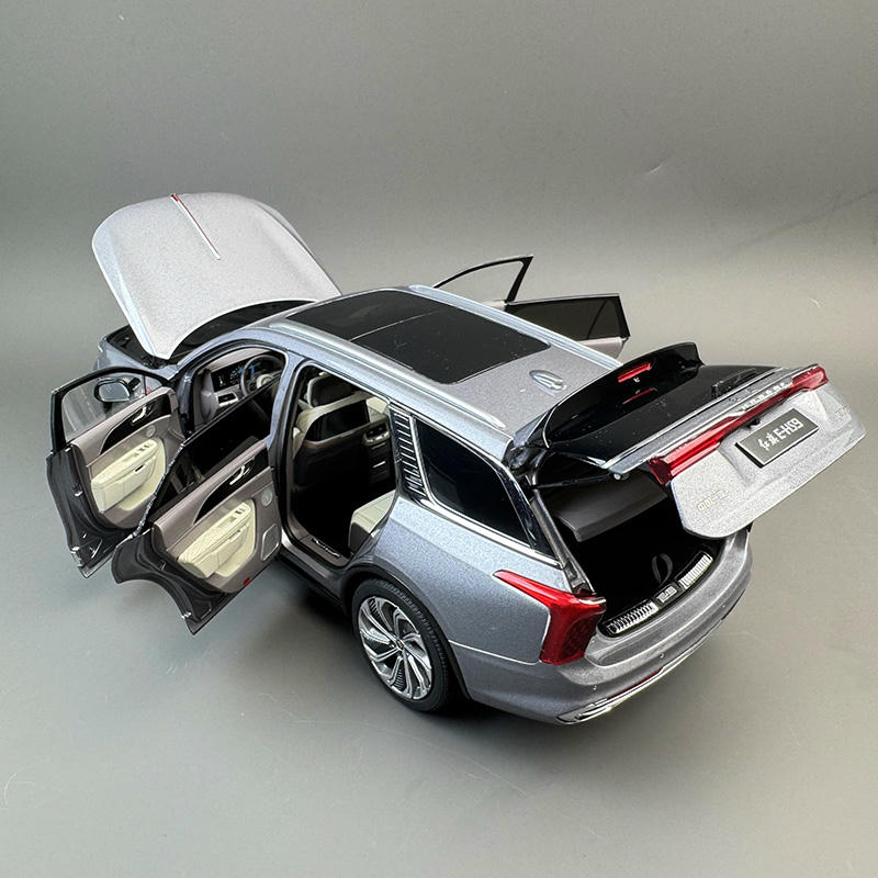 1:18 HongQi EHS9 SUV Diecast Model