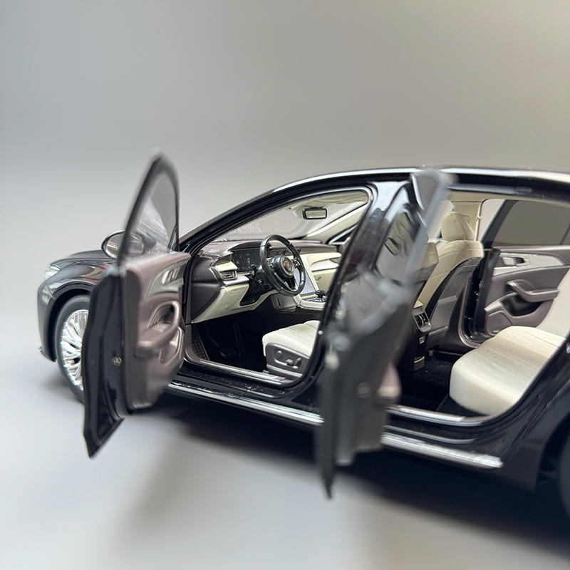 Century Dragon 1:18 Hongqi H5 Diecast Model
