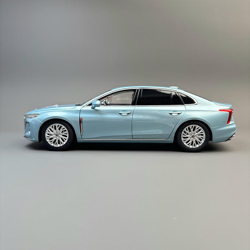Century Dragon 1:18 Hongqi H5 Diecast Model