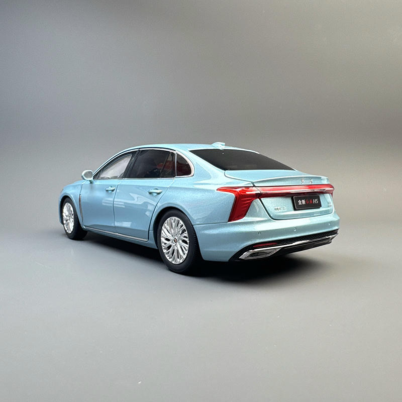 Century Dragon 1:18 Hongqi H5 Diecast Model