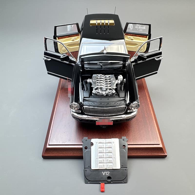 Century Dragon 1:24 Hongqi Diecast Model Car