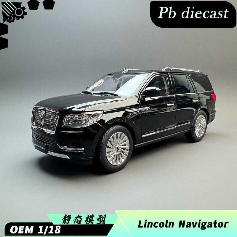 OEM 1:18 Lincoln Navigator Diecast Model