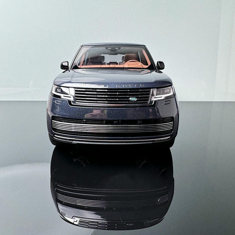 LCD 1:18 Range Rover Honor Genesis Long Edition 2022 Legierung Vollständig offenes Automodell