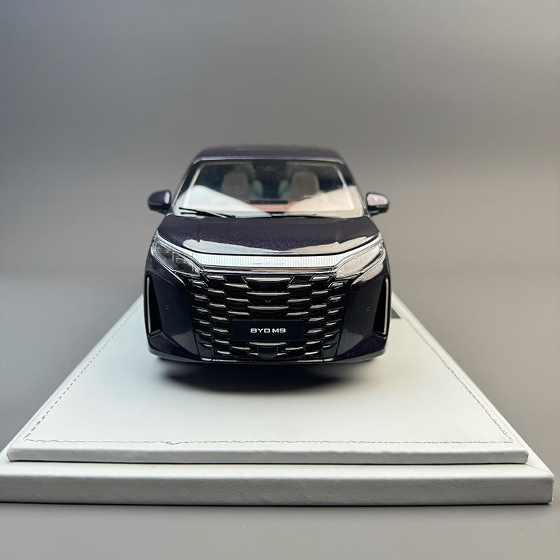 OEM 1:18 BYD M9 2025 Diecast Model