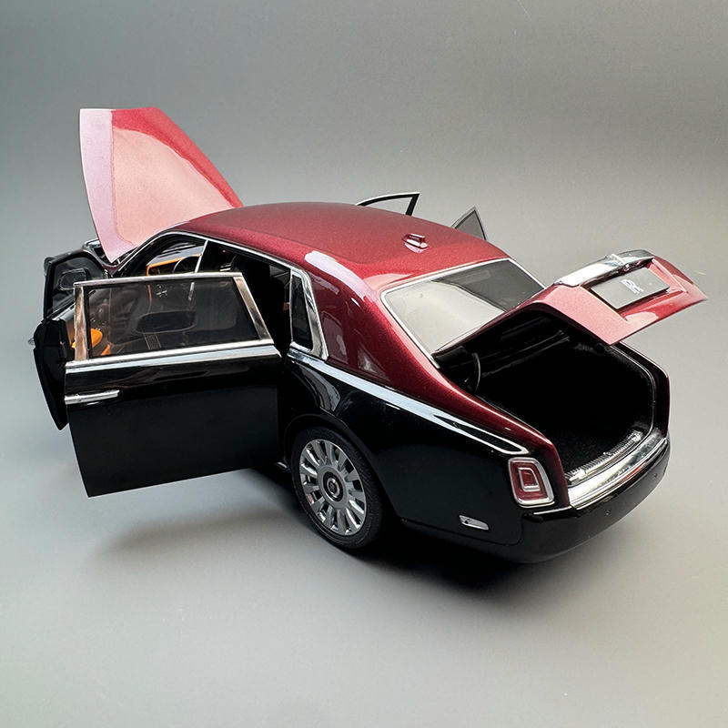 OEM 1:18 Rolls-Royce Phantom VIII Diecast Openning Model