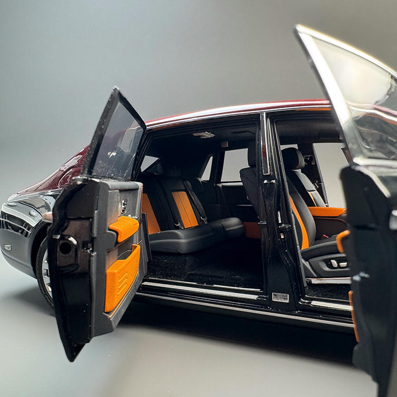 OEM 1:18 Rolls-Royce Phantom VIII Diecast Openning Model