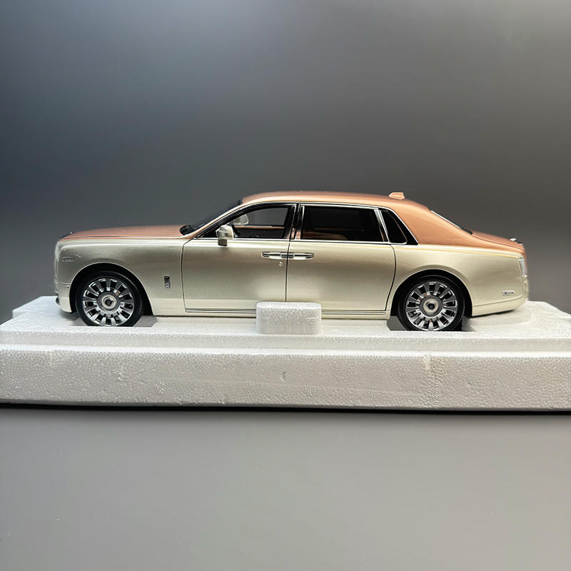 OEM 1:18 Rolls-Royce Phantom VIII Diecast Openning Model