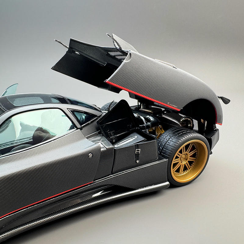 Almost Real 1:18 Pagani Zonda F 2005 — Matt Carbon Black