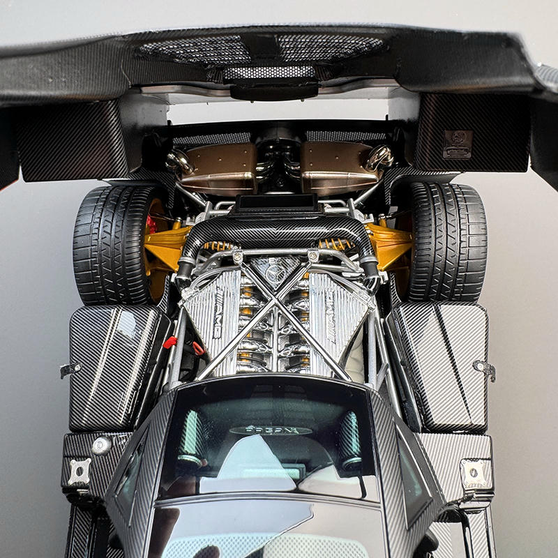 Almost Real 1:18 Pagani Zonda F 2005 — Matt Carbon Black
