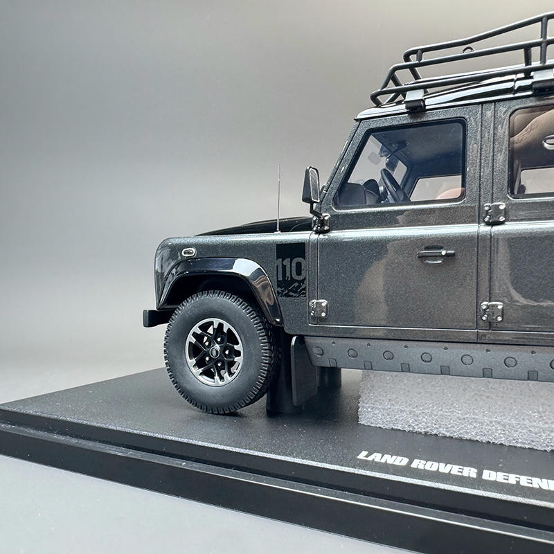 GT Spirit 1:18 Land Rover Defender 110 SW Adventure 2016 Resin Model – GT968