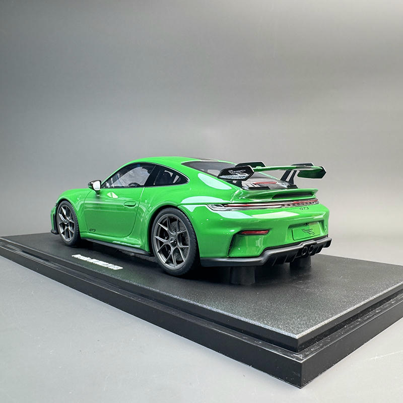 GT Spirit 1:18 Porsche 911 (992.2) GT3 WP 2025 Resin Model