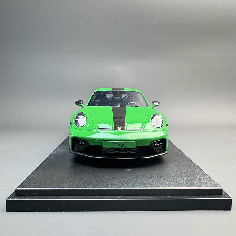 GT Spirit 1:18 Porsche 911 (992.2) GT3 WP 2025 Resin Model