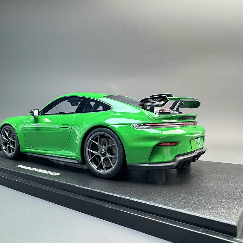 GT Spirit 1:18 Porsche 911 (992.2) GT3 WP 2025 Resin Model