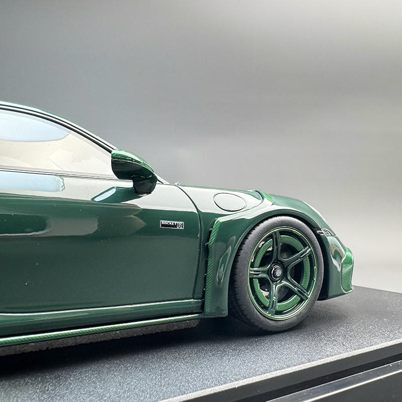 GT Spirit 1:18 Porsche Brabus 900 ROCKET-R Resin Model
