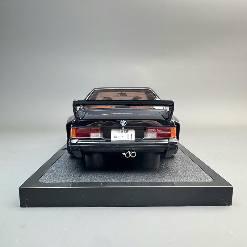 OTTO 1:18 BMW 635 CSi (E24) Dark Blue Resin Model