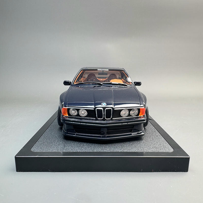 OTTO 1:18 BMW 635 CSi (E24) Dark Blue Resin Model