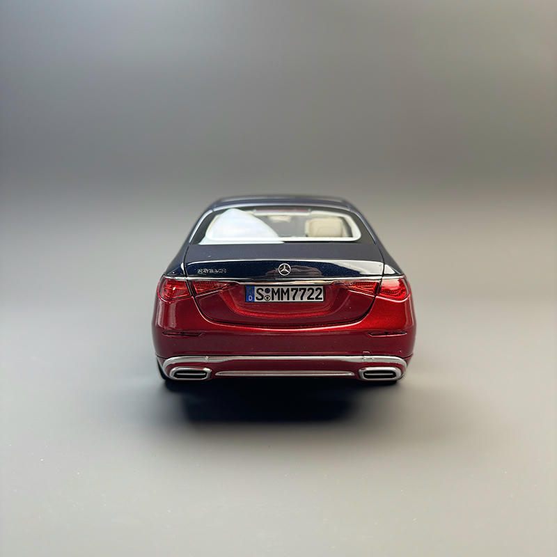 Norev Mercedes-Maybach S 680 4MATIC 2021 1:18 Diecast Model Car
