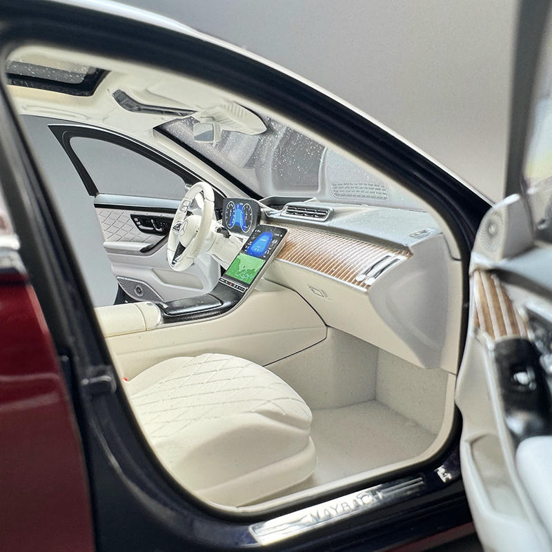 Norev Mercedes-Maybach S 680 4MATIC 2021 1:18 Diecast Model Car