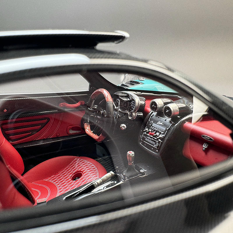 HH Model Pagani Zonda 1:18 Resin Model Car – Blue & Black Carbon