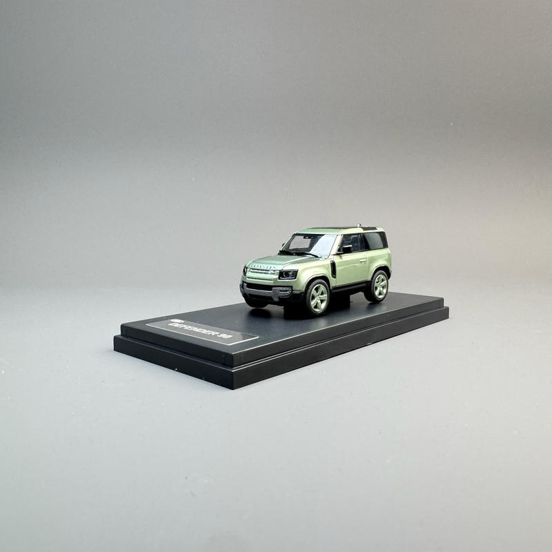 LCD Land Rover Defender 90 1:64 Diecast Model Car