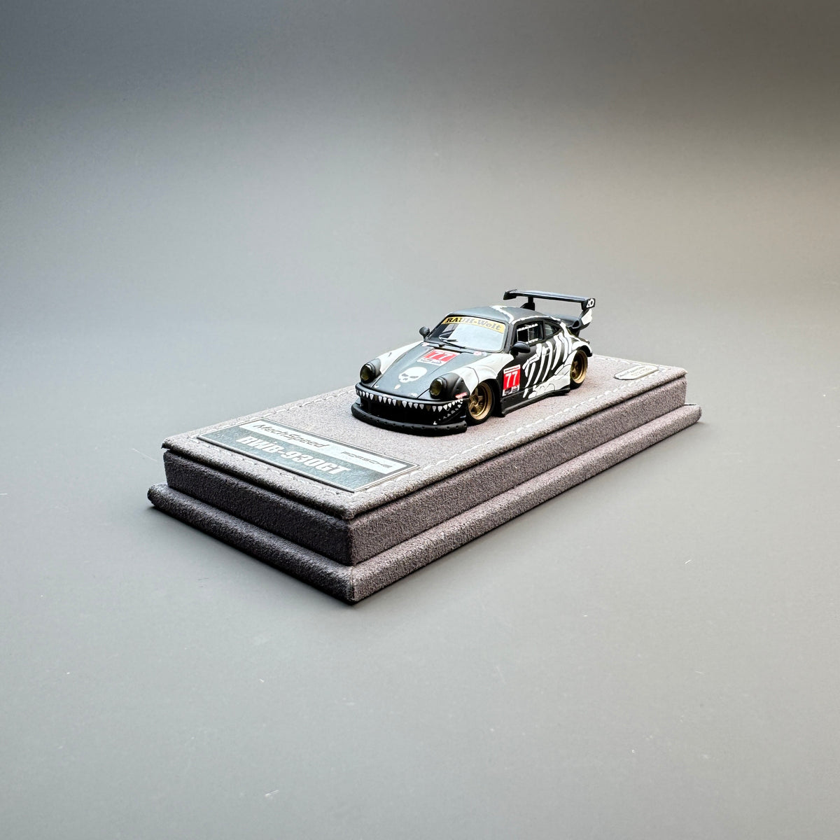Mechspeed 1:64 Porsche 911 (930) RWB GT Resin Model – Skeleton Dragon Edition