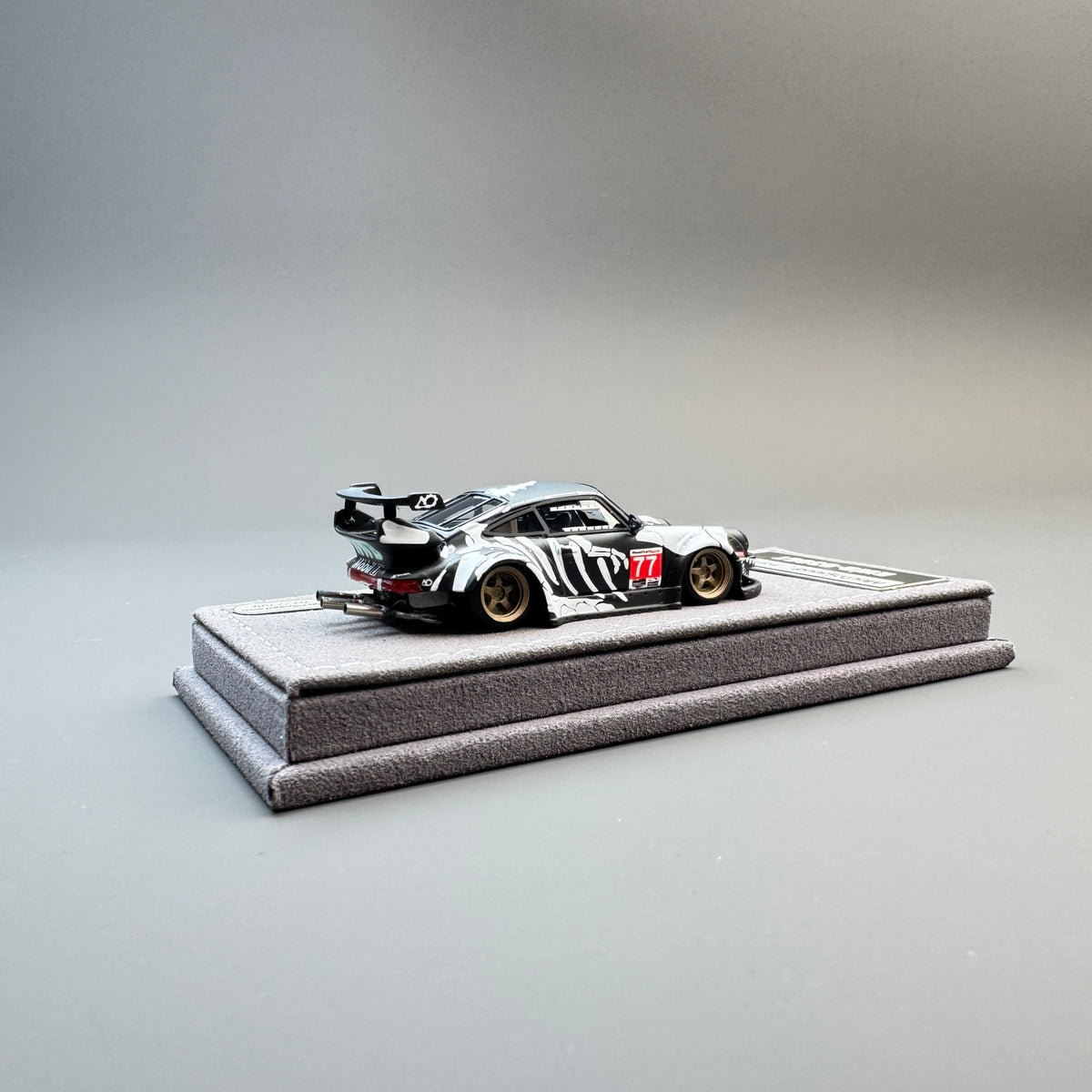 Mechspeed 1:64 Porsche 911 (930) RWB GT Resin Model – Skeleton Dragon Edition