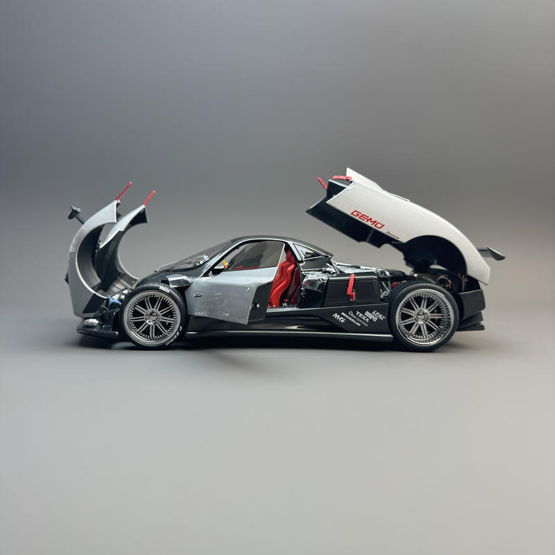 Almost Real Pagani Zonda F 2005 1:18 Diecast Model Car – Silver