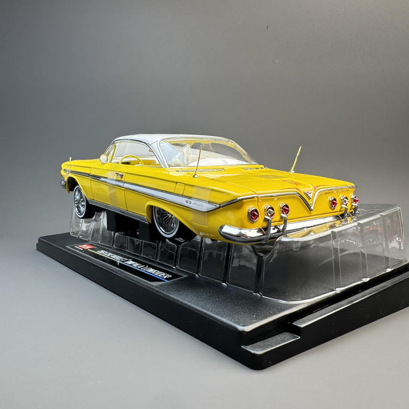 SunStar 1:18 1961 Chevrolet Impala Lowrider Alloy Diecast Model – Adjustable Suspension Edition