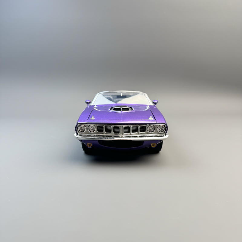 ACME 1971 Plymouth HEMI 'Cuda Convertible 1:18 Diecast Model Car – Purple