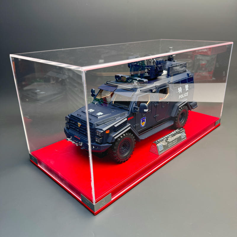 OEM Sabertooth Armored Riot Vehicle 1:18 Resin Model