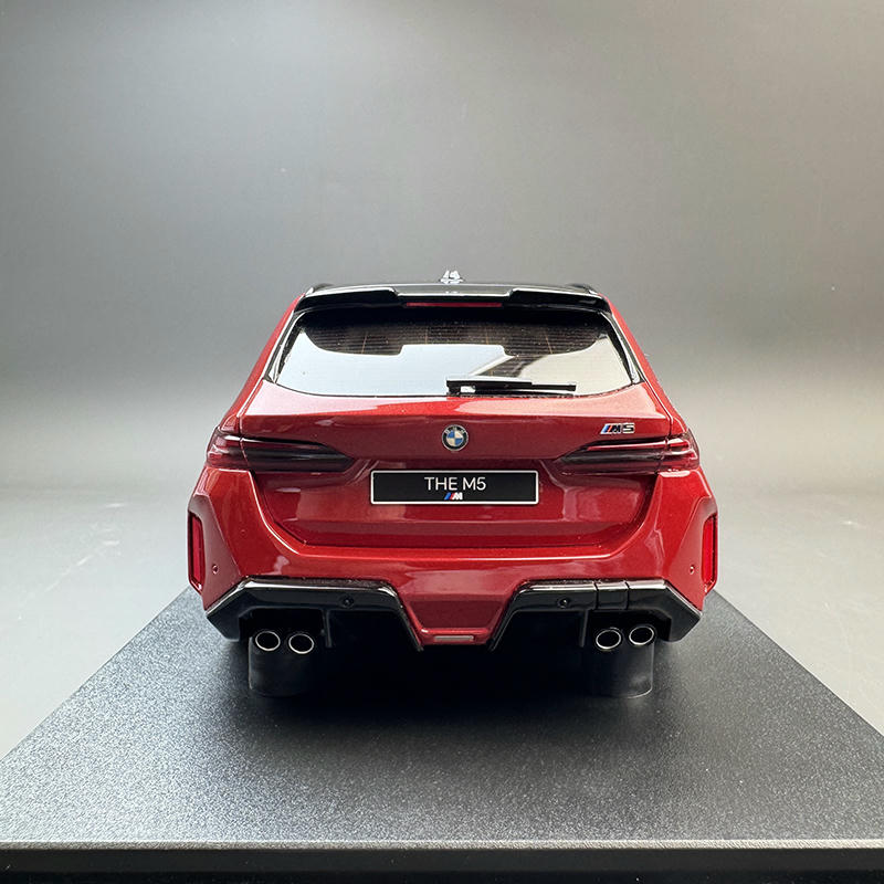 GT Spirit 1:18 BMW M5 Touring Resin Model — GT964
