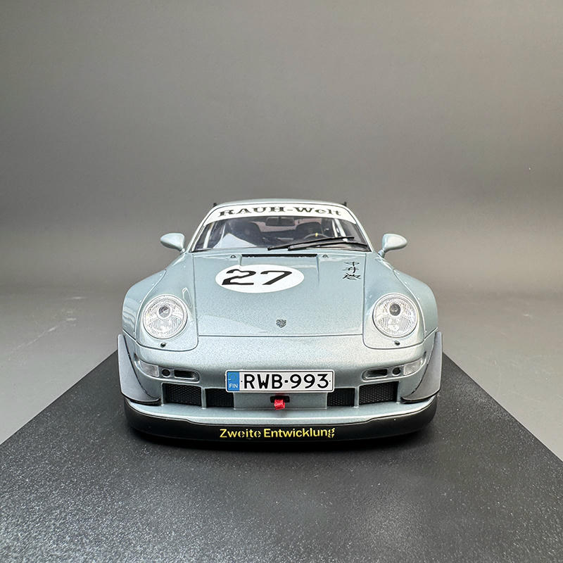 GT Spirit 1:18 Porsche 993 RWB “YUIITSUMUNI” Resin Model — GT522