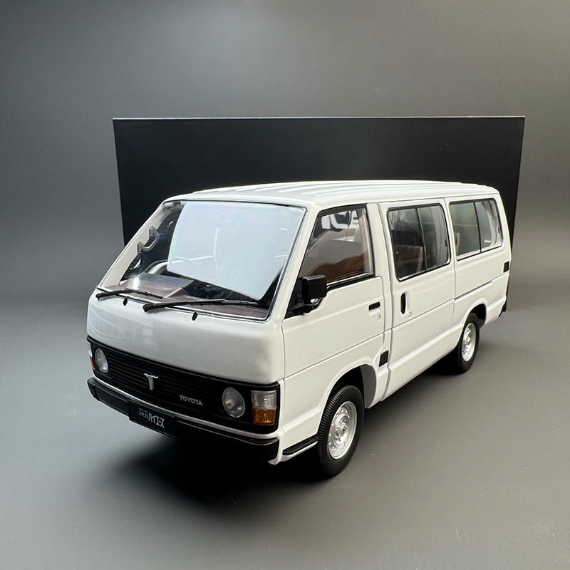Original Factory 1:18 Toyota HiAce YH50 Diecast Van Model – YX car