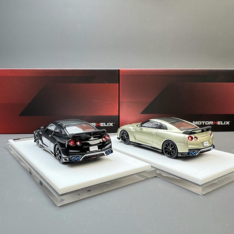 MotorHelix 1:64 Nissan GT-R R35 Alloy Model – YX car model